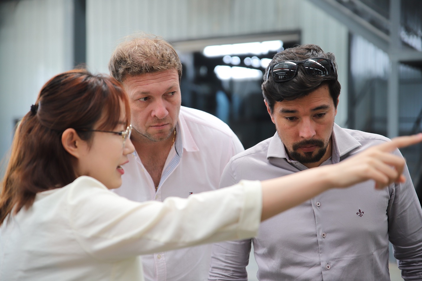 نرحب بالعملاء لزيارة المصنع