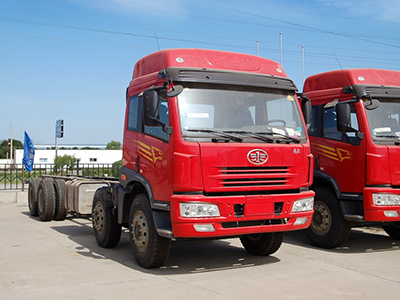 سلسلة شاحنات FAW Jiefang